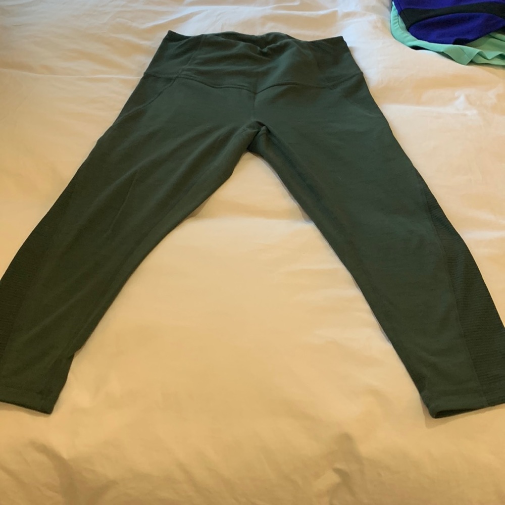 Zella capris